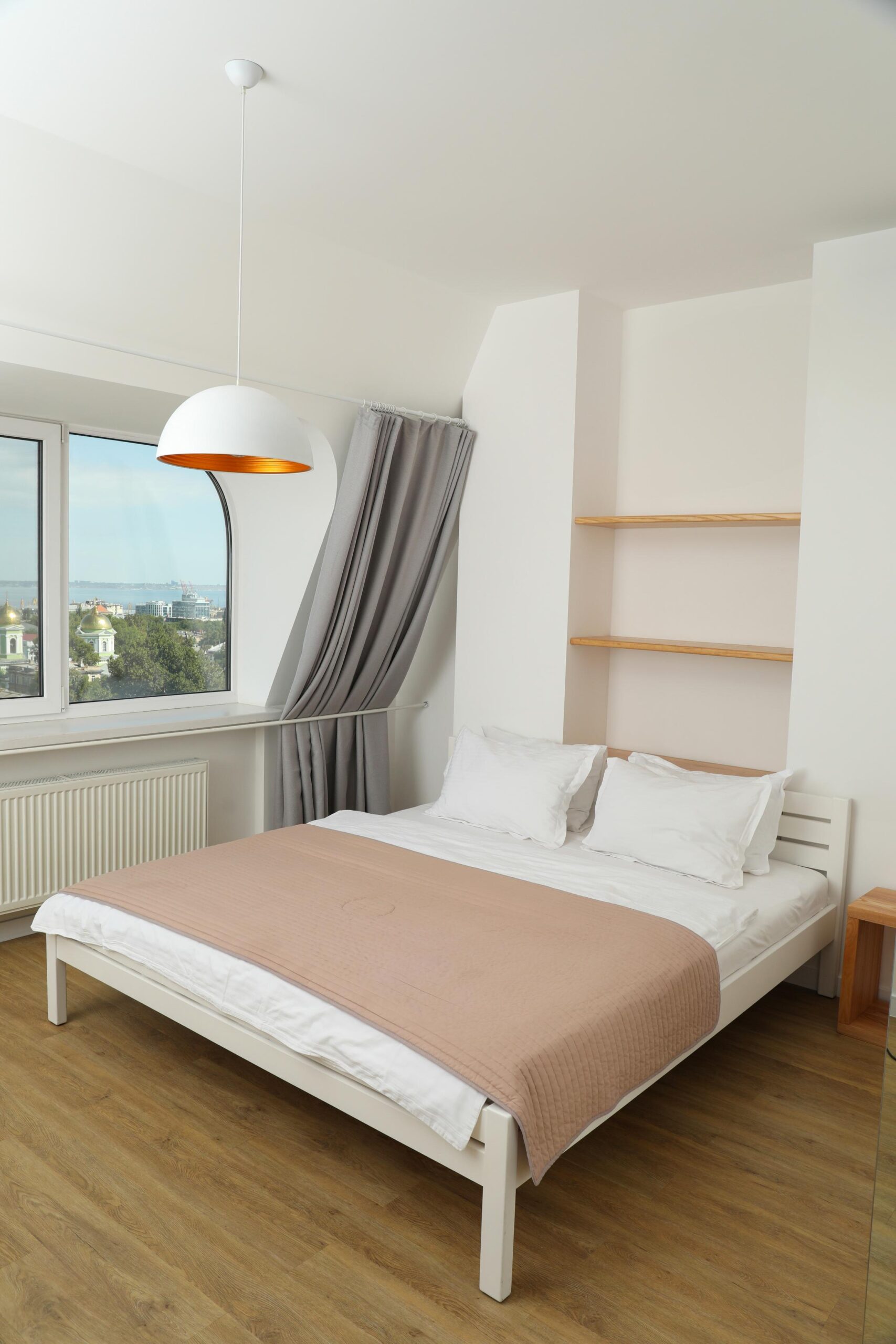 a-beautiful-double-bed-in-the-apartment-2026-01-09-07-54-00-utc