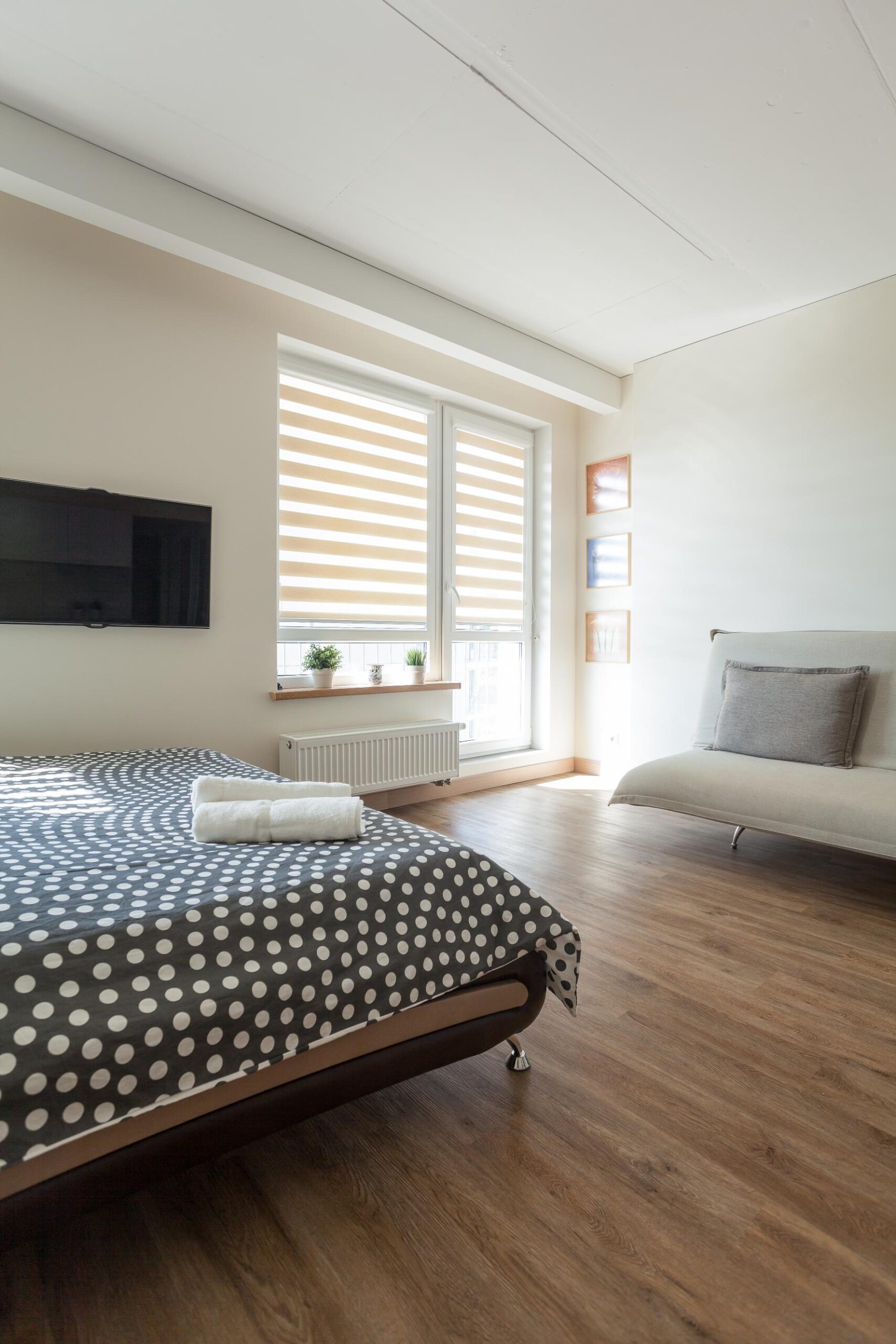 bedroom-interior-2026-03-26-06-06-30-utc